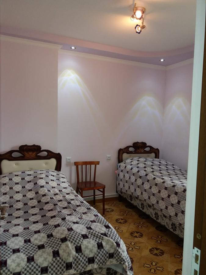 Aida Bed & Breakfast Татев Екстериор снимка