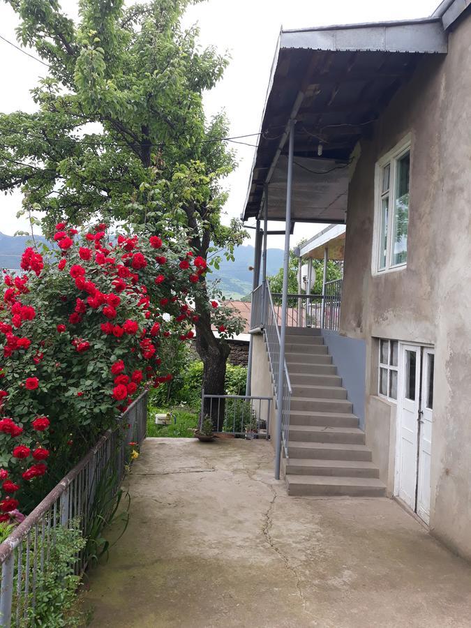 Aida Bed & Breakfast Татев Екстериор снимка